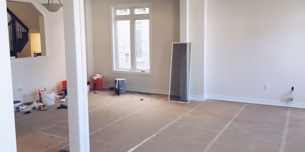 living-room-with-covered-flooring-during-home-reno-8ALH9UB (2) living-room-with-covered-flooring-during-home-reno-8ALH9UB (2)